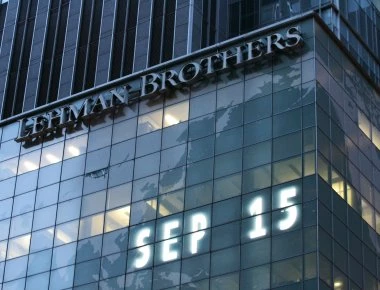 Προκαλεί το reunion πάρτι της Lehman Brothers 10 χρόνια μετά την κατάρρευση της